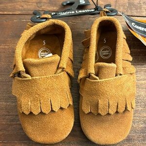 Baby moccasin slipper size 5 ( Genuine Leather)